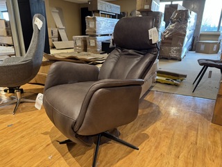 Relaxfauteuil, bruin leer, elektrisch verstelbaar, zwarte poot